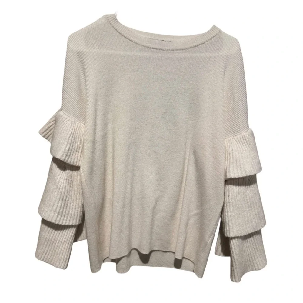 Cream Tiered Sleeve‎ Sweater